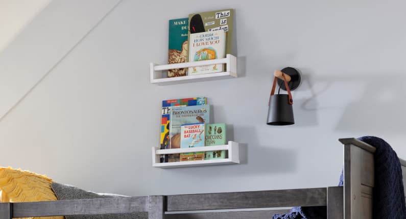 vertical wall shelves