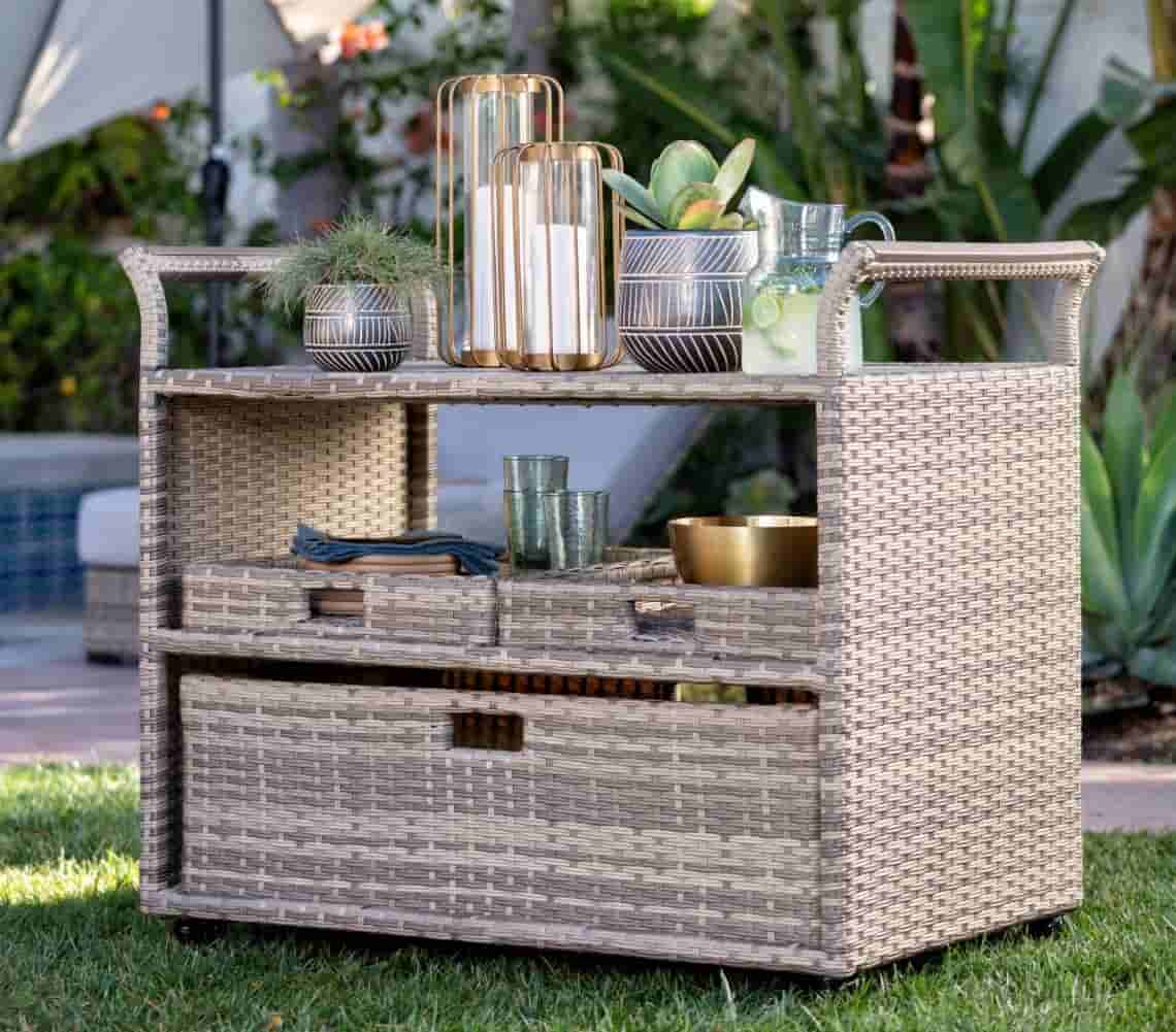 backyard patio bar ideas