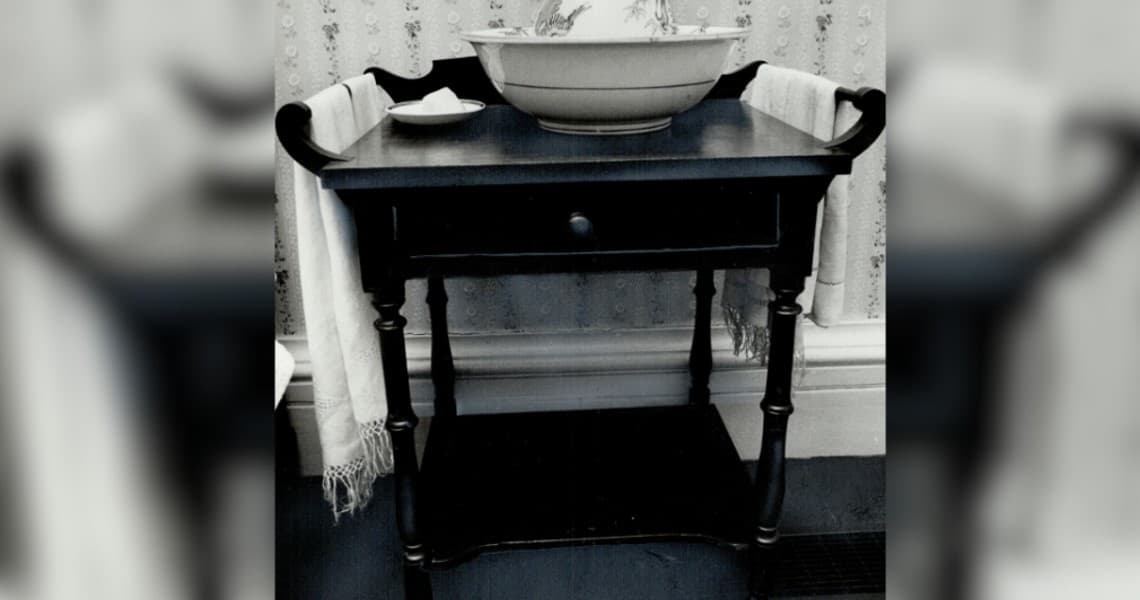 washstands