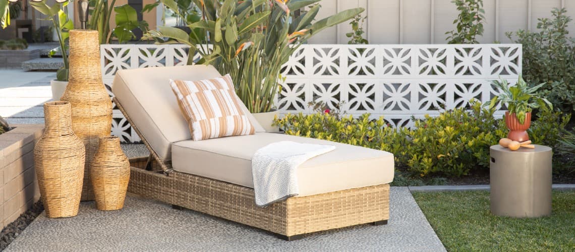 best outdoor chaise hero